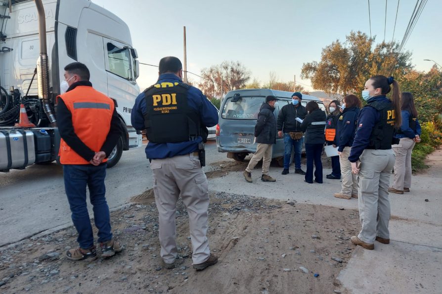 Fiscalizan transporte de trabajadores agrícolas de temporada en provincia de Melipilla