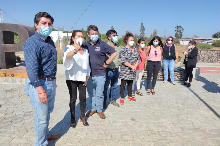 Autoridades inauguran proyecto de mejoramiento vial del cruce Chorombo Alto en María Pinto