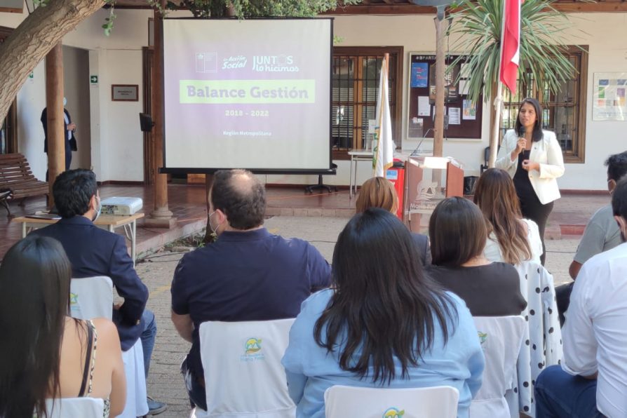 Subsecretaria de  Servicios Sociales realiza cuenta pública en comuna de María Pinto