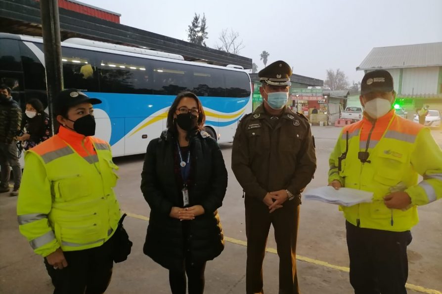 <strong>Autoridades realizan fiscalización a buses y conductores en rodoviario de Melipilla</strong>