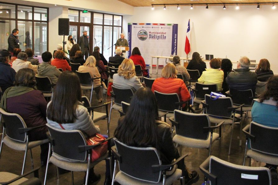 Realizan Seminario sobre Envejecimiento y Salud: “De la casa a la comunidad, ¿Cómo vivimos las personas mayores el desconfinamiento”