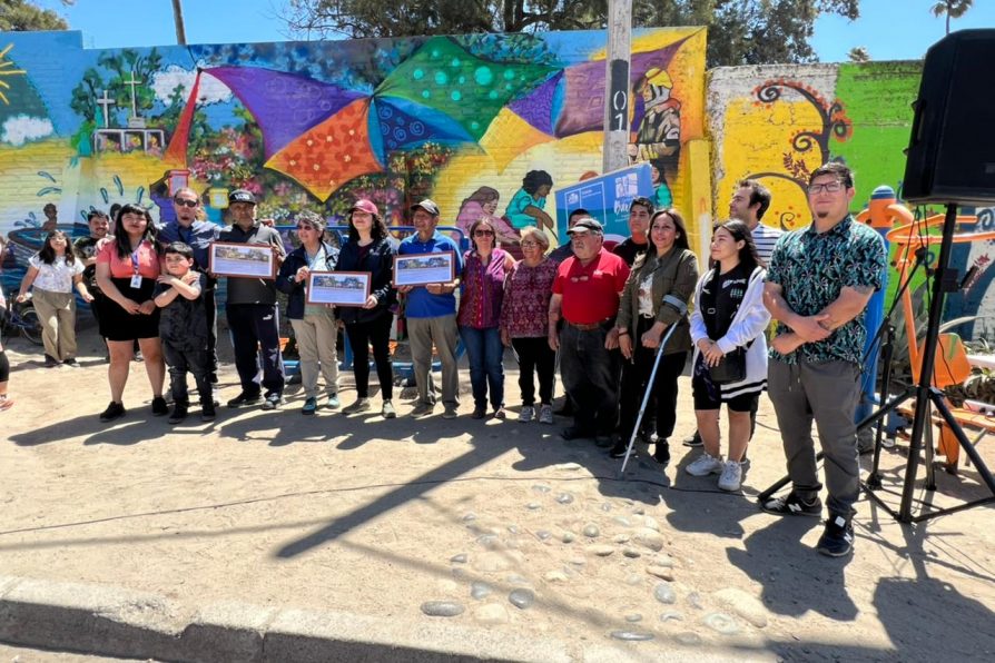 Autoridades participan en cierre de proyecto “Nuestros Muros Hablan” en sector El Llano de Melipilla