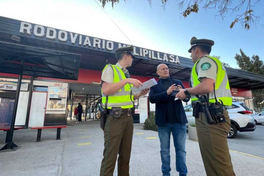 <strong>Realizan operativo de fiscalización a conductores del transporte público en Melipilla</strong>