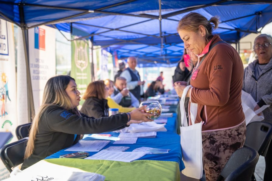 María Pinto recibe nuevo Gobierno en Terreno