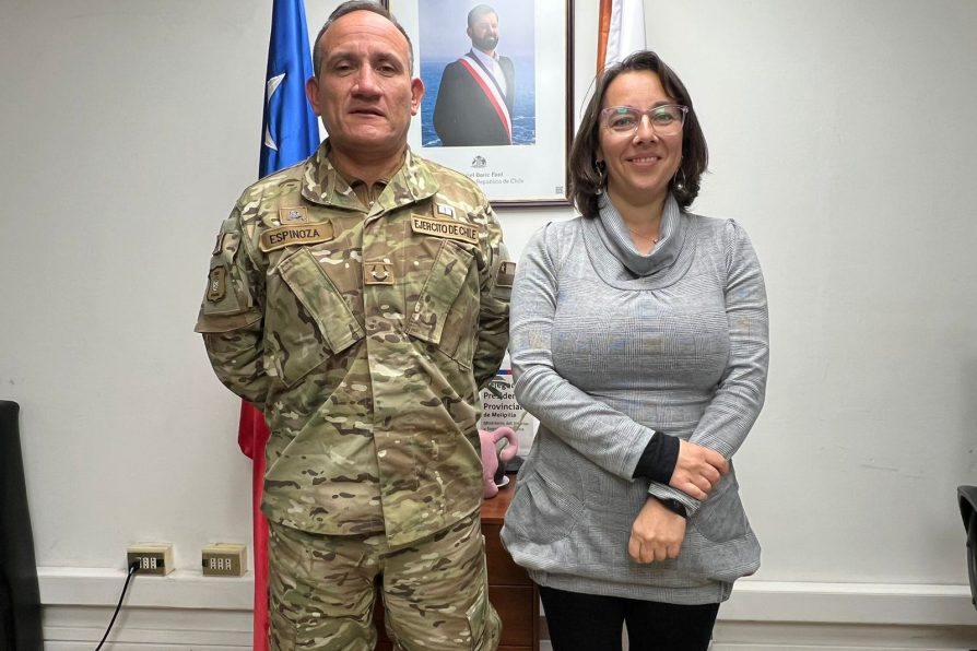 Delegada Sandra Saavedra sostiene encuentro de coordinación con General de Brigada del Ejército en miras a las próximas elecciones
