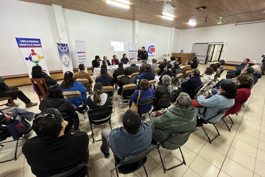 Realizan conversatorio para abordar las próximas líneas de trabajo colaborativas en materia de emprendimiento y fomento productivo para la Provincia de Melipilla