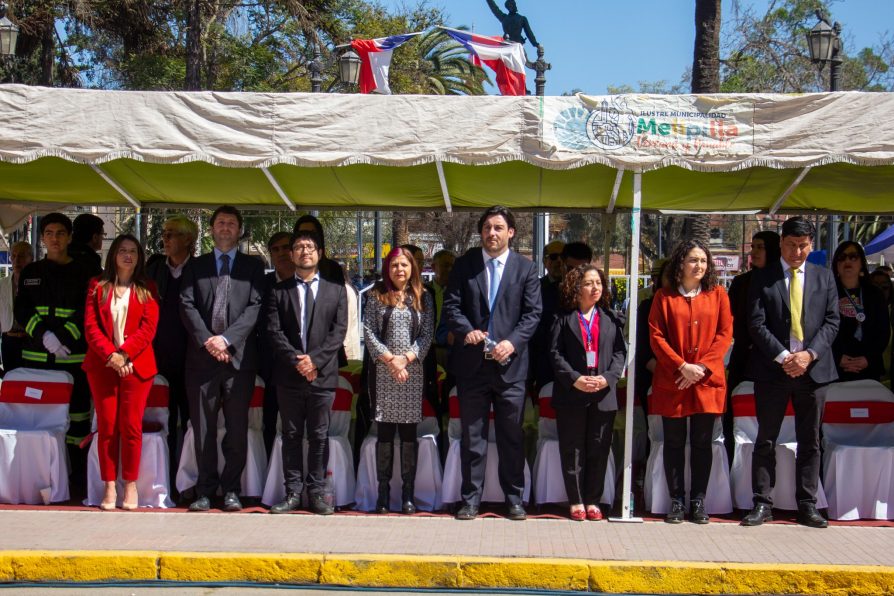 Con Tradicional Tedeum Ecuménico y Desfile de Fiestas Patrias Melipilla comenzó las celebraciones dieciocheras