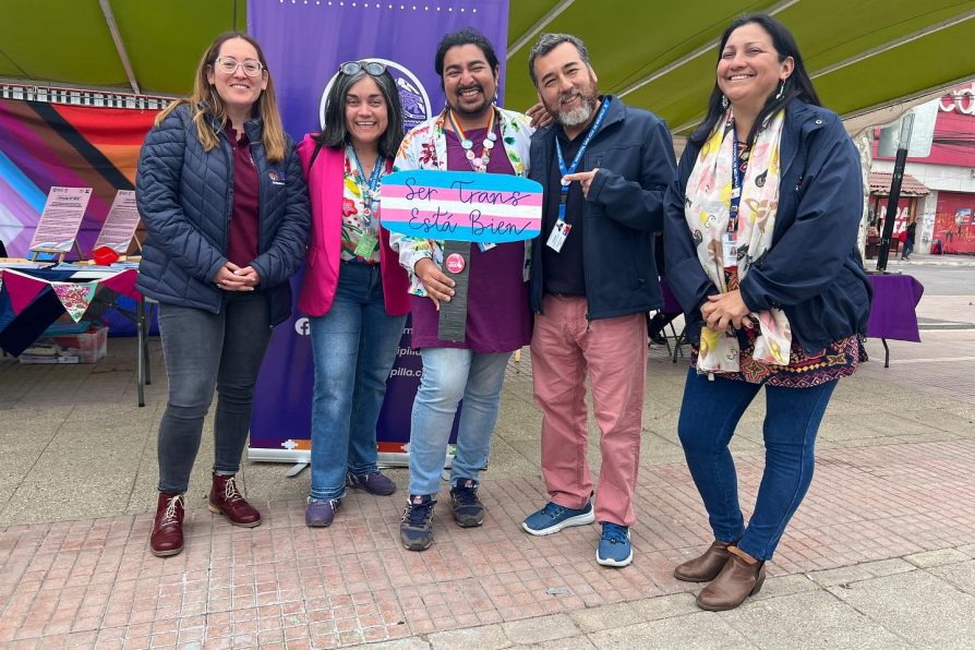 Equipo de Delegación Provincial de Melipilla participó de Feria “Ser Trans está bien”