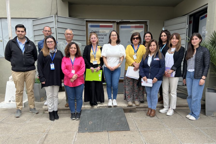 Delegada Sandra Saavedra encabeza Mesa Provincial de Personas Mayores