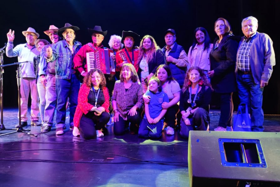 Con gran éxito se vivió el Festival Voces de Oro de Personas Mayores en Melipilla