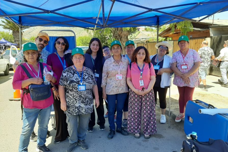 Feriantes colaboradores de la iniciativa “Huerto Secreto de la Abuela” de La Foresta son agasajados por su colaboración constante a la agrupación   