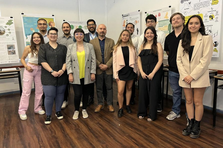 Estudiantes de la carrera de Diseño Industrial de UTEM exponen propuestas para abordar problemáticas en materia de emergencia dentro de la Provincia de Melipilla