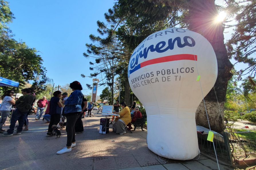 Exitoso Gobierno en Terreno se desarrolló en Plaza Presidente Balmaceda de Curacaví