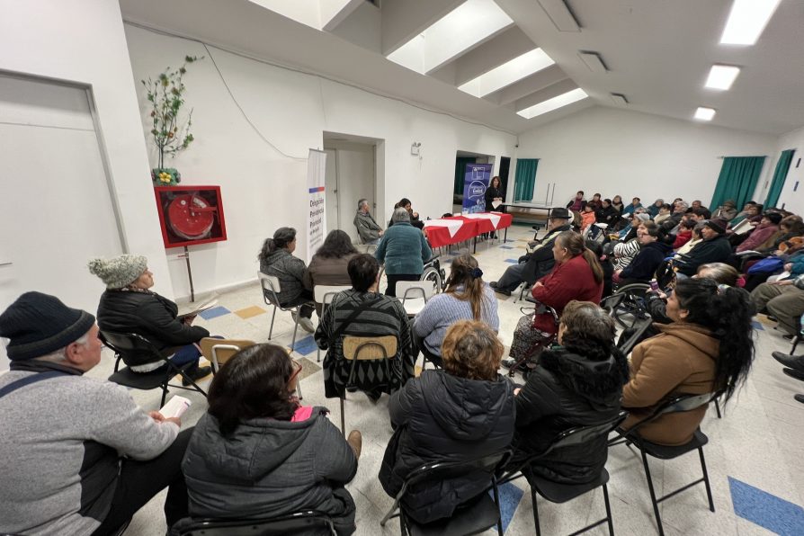 Charla de vivienda SERVIU llegó con éxito a  Población Padre Demetrio de Melipilla