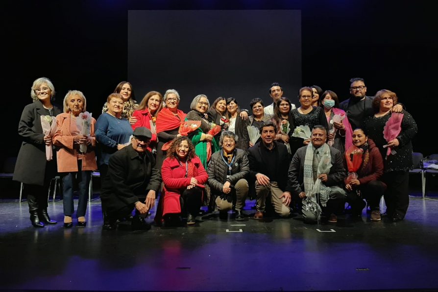 A teatro lleno se realizó el estreno del documental “El Renacer de las Candilejas”