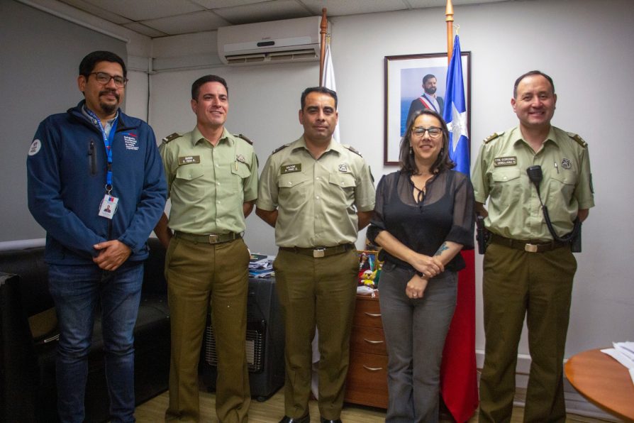 Delegada Sandra Saavedra sostiene reunión de coordinación con Prefectura Costa y Carabineros de la 24° y 63° Comisarías de Melipilla y Curacaví