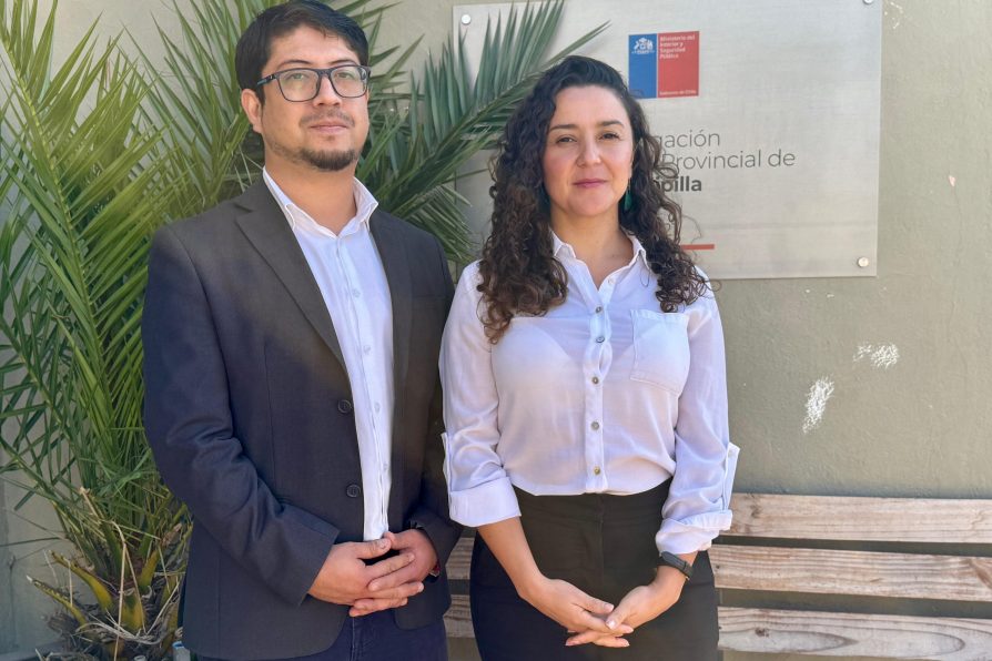 Autoridades informan sobre postulación a programas FOSIS 2025