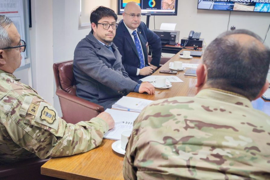 Delegado Bastián Alarcón participa en reunión de coordinación ante próximas elecciones