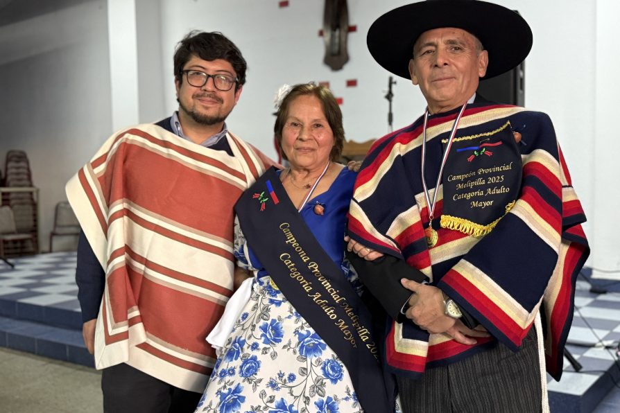 Primer lugar de la final Provincial de Cueca del Adulto Mayor se quedó en la comuna de San Pedro de Melipilla