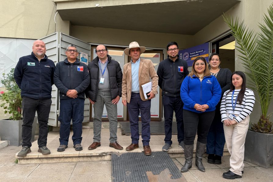 Delegación Presidencial de Melipilla y SENAPRED capacitan a equipos municipales en gestión de emergencias