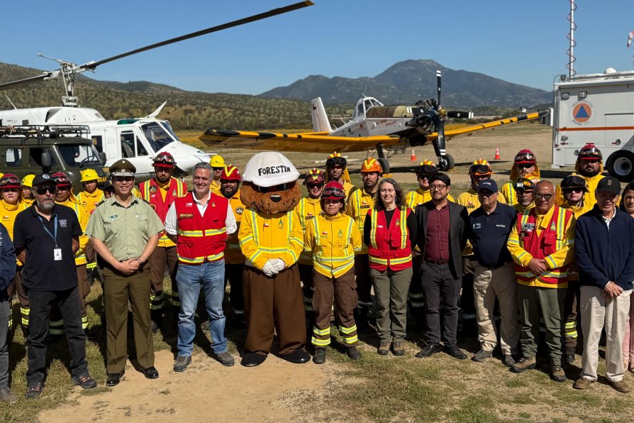 Delegado Bastián Alarcón destaca lanzamiento del Plan Regional de Acción de Prevención, Mitigación y Control de Incendios Forestales 2025-2026 en la Provincia de Melipilla