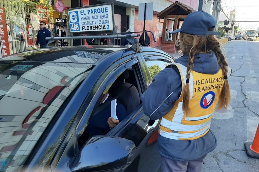 Cerca de 400 controles vehiculares y 168 controles de identidad se registraron esta jornada tras operativo de fiscalización en Plaza de Melipilla