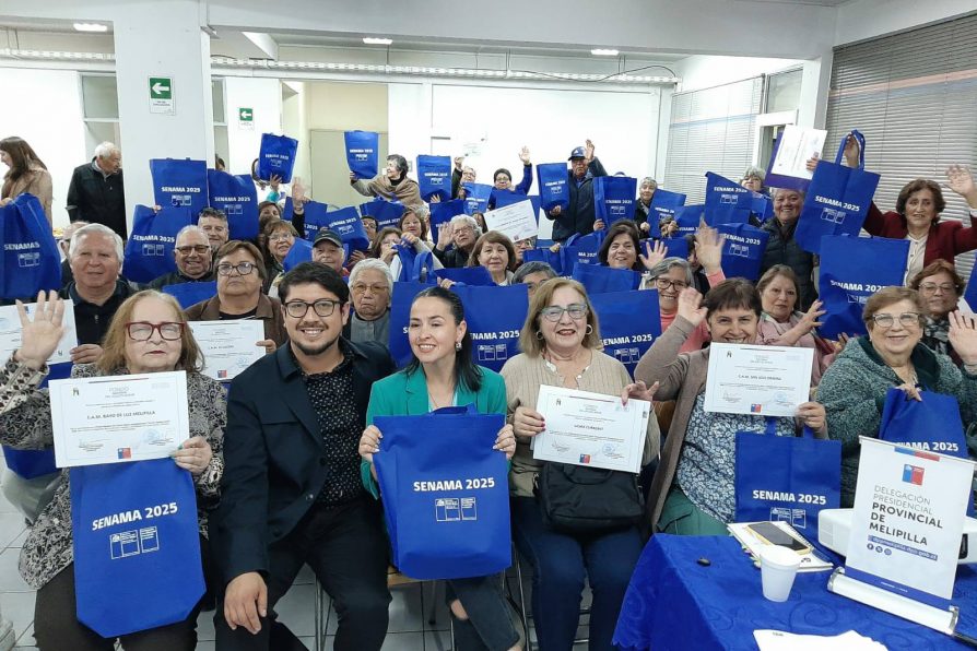 Personas mayores de la provincia participan de capacitación técnica para la rendición de fondos SENAMA