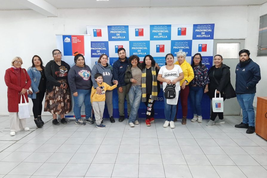 Realizan capacitación a usuarias y usuarios FOSIS de Melipilla en el marco del programa Básico Regular 2025