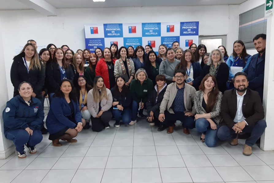Establecen nueva sesión mensual de la Mesa Comunal de Infancia y Adolescencia en Melipilla
