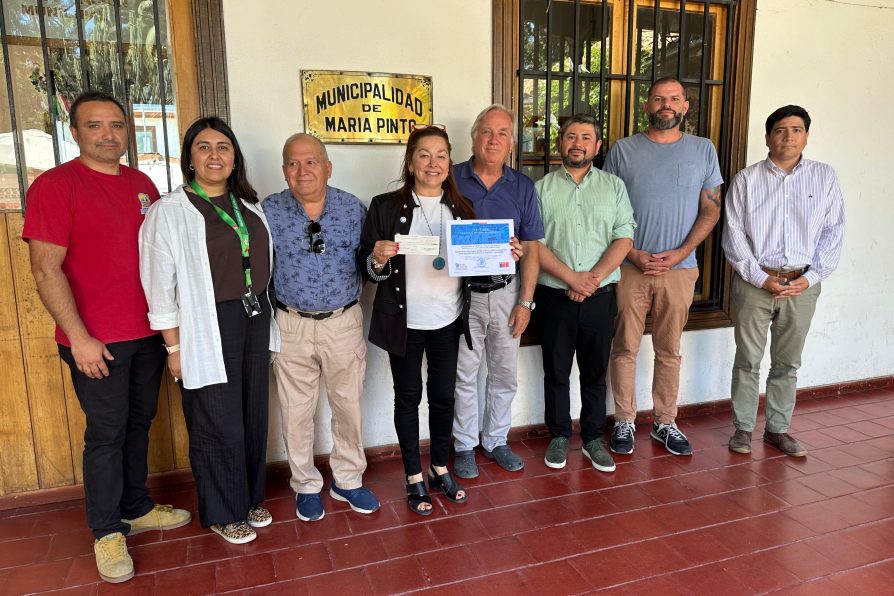Delegación Presidencial Provincial de Melipilla hace entrega de recursos del Fondo Presidente de la República a Corporación Municipal de María Pinto