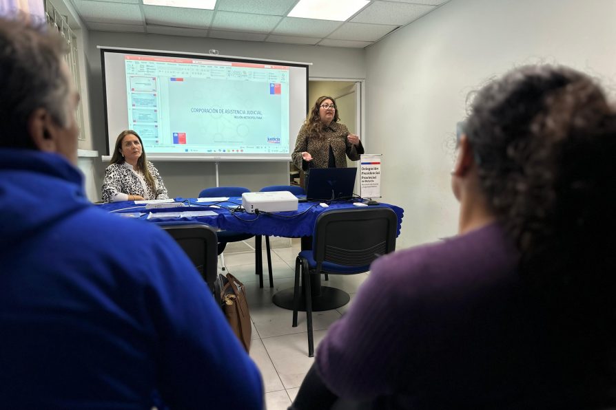 Corporación de Asistencia Judicial realiza charla y asesoría en pensiones de alimentos y posesión efectiva