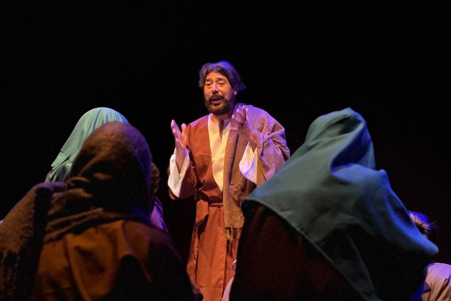 Con éxito se presentó tradicional obra “Pasión, muerte y resurrección de nuestro Señor Jesucristo” en Teatro Serrano de Melipilla
