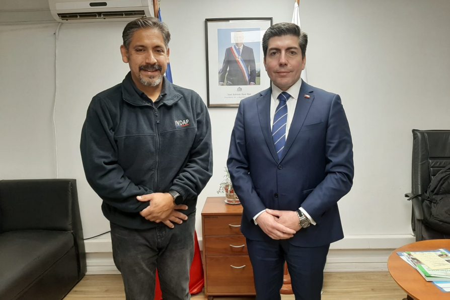 Delegado Presidencial Provincial de Melipilla y jefe provincial de INDAP coordinan trabajo para fortalecer el desarrollo agrícola del territorio