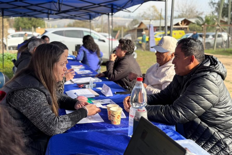 Gobierno en Terreno llegó con éxito a localidad de El Prado de San Pedro junto a diversos servicios públicos